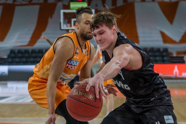 需要至少 需要至少