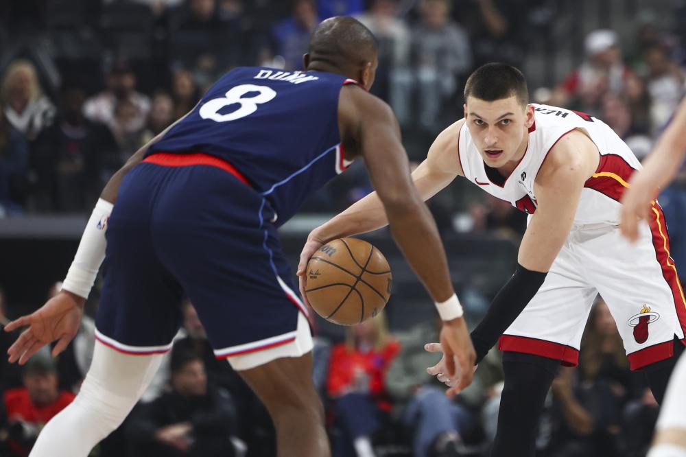 渐崭露头角 渐崭露头角