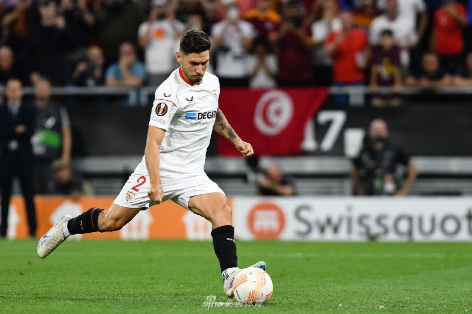 足球和篮球 足球和篮球